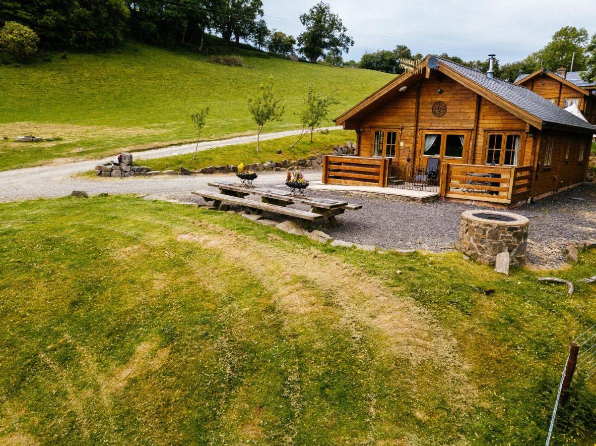 George Cabin - Log Cabin In Wales With Hot Tub Newtown  Eksteriør bilde